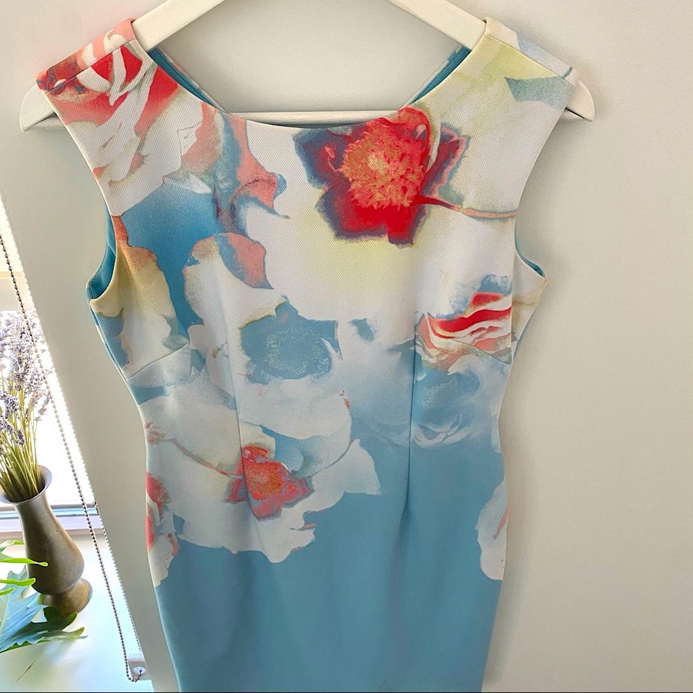 Tahari Petite Elegant Baby Blue mini Dress Size 2P